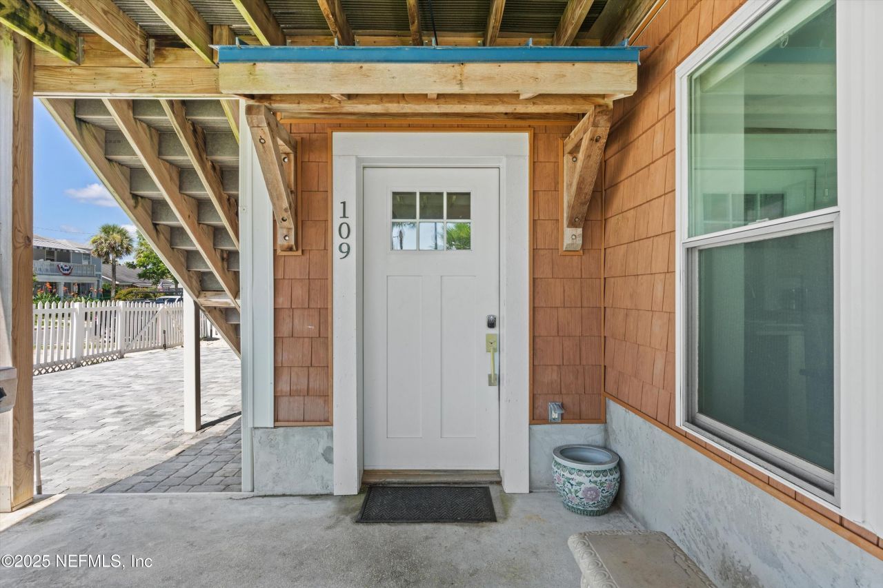 109 12th Avenue N, Jacksonville Beach, FL 32250 Photo