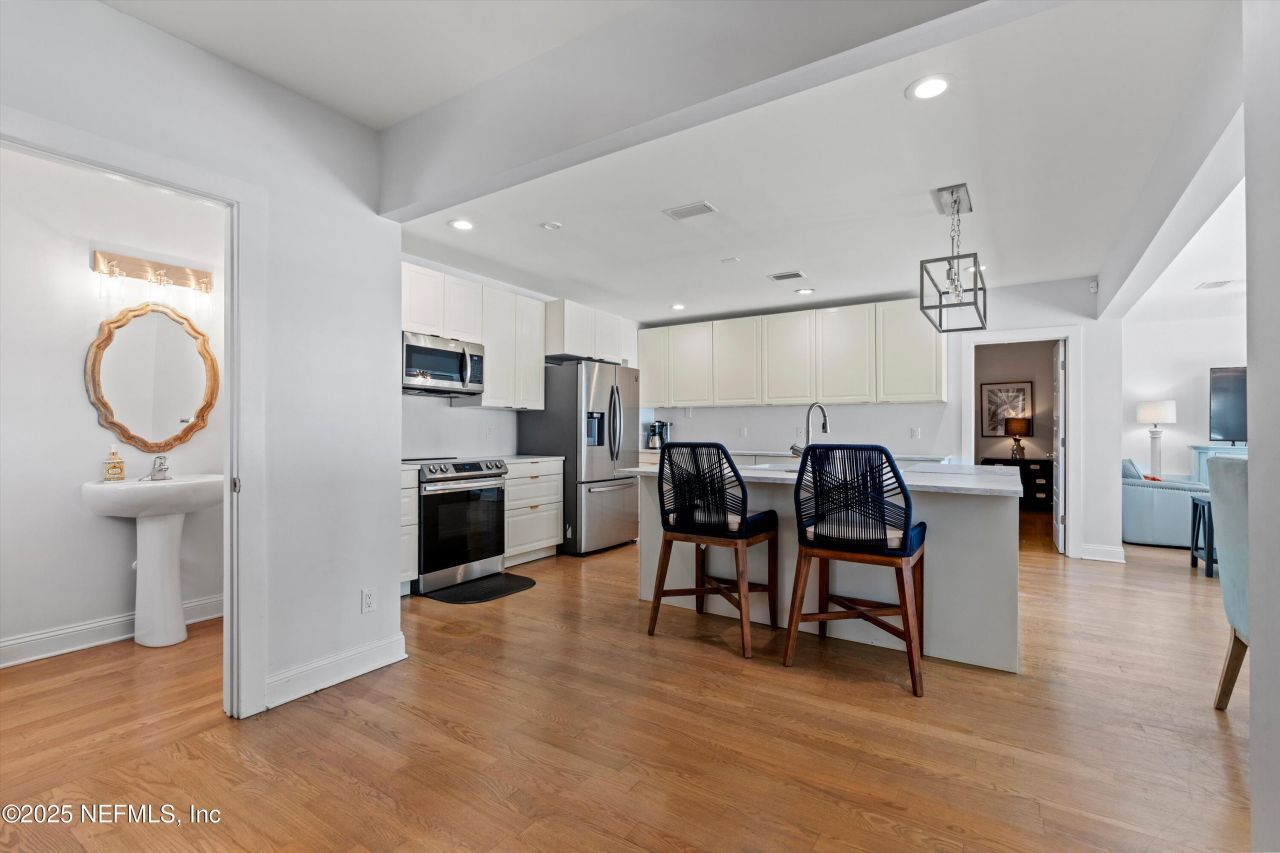 109 12th Avenue N, Jacksonville Beach, FL 32250 Photo