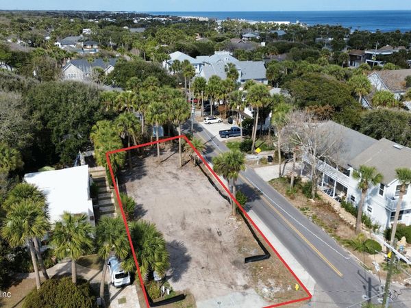 301 2ND Street, Atlantic Beach, FL 32233