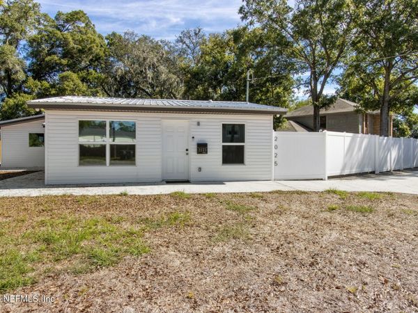 2025 ART MUSEUM Drive, Jacksonville, FL 32207