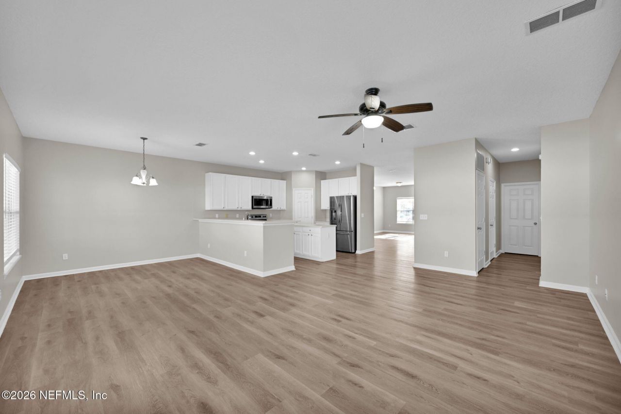 8663 Derry Drive, Jacksonville, FL 32244 Photo