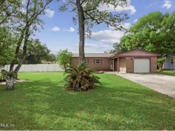 8204 FROST Street S, Jacksonville, FL 32221