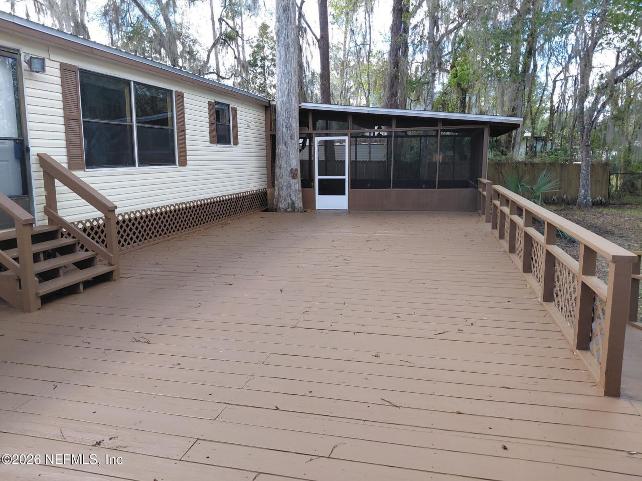 106 Breezewood Circle, San Mateo, FL 32187 Photo