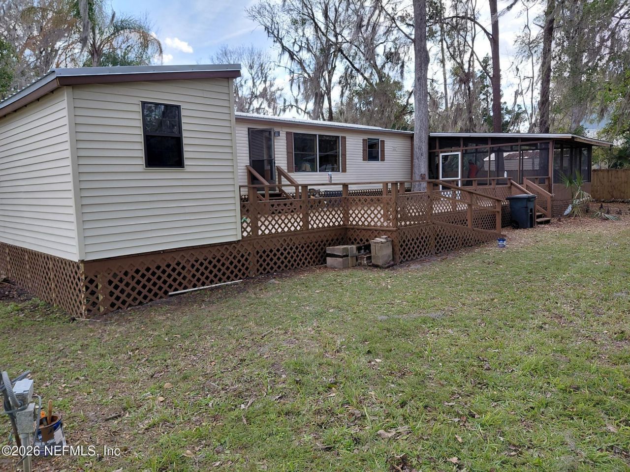 106 Breezewood Circle, San Mateo, FL 32187 Photo