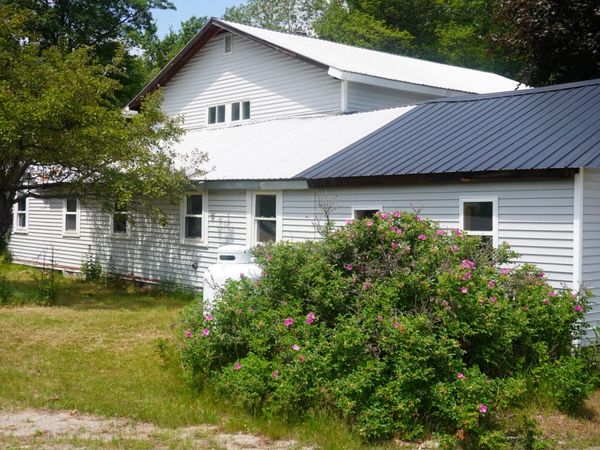 1047 Valley Road , Waterford, ME 04088