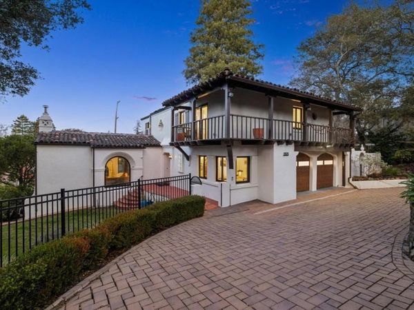 2323 Summit Drive, Hillsborough, CA 94010