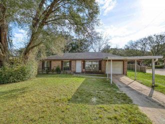 8020 Lawton St Pensacola, FL 32514