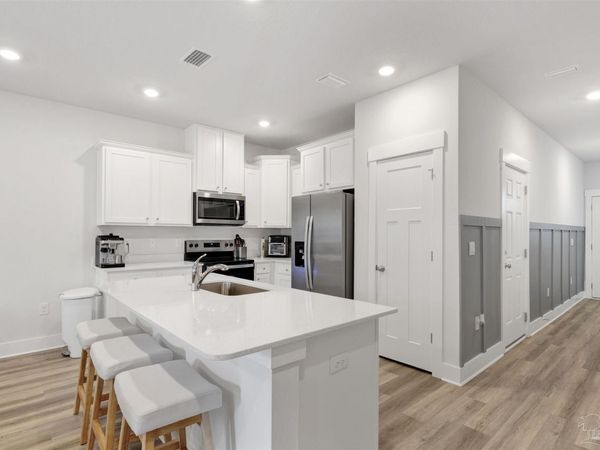 8478 Bluejack Dr, Pensacola, FL 32514