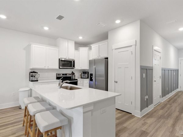 8478 Bluejack Dr, Pensacola, FL 32514