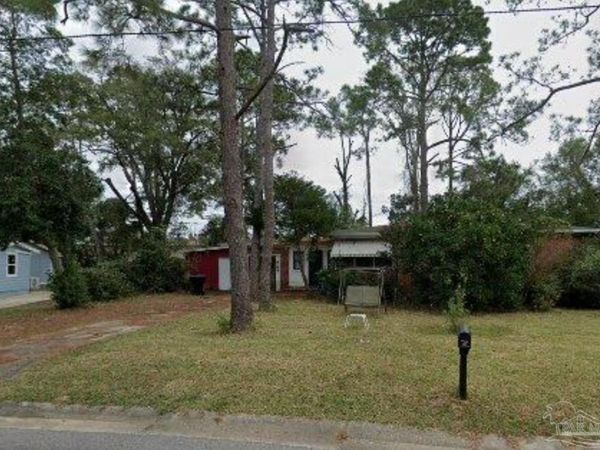 32 Escalona Ave, Pensacola, FL 32503