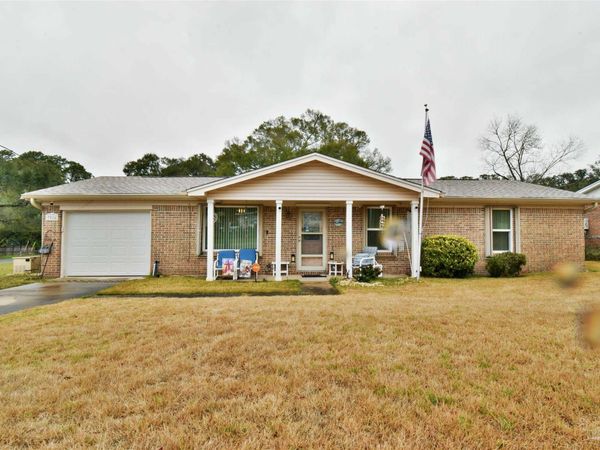 7016 Esther St, Pensacola, FL 32506