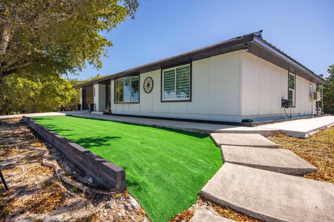 19267 Hansen Trail, Sugarloaf, FL 33042 Photo