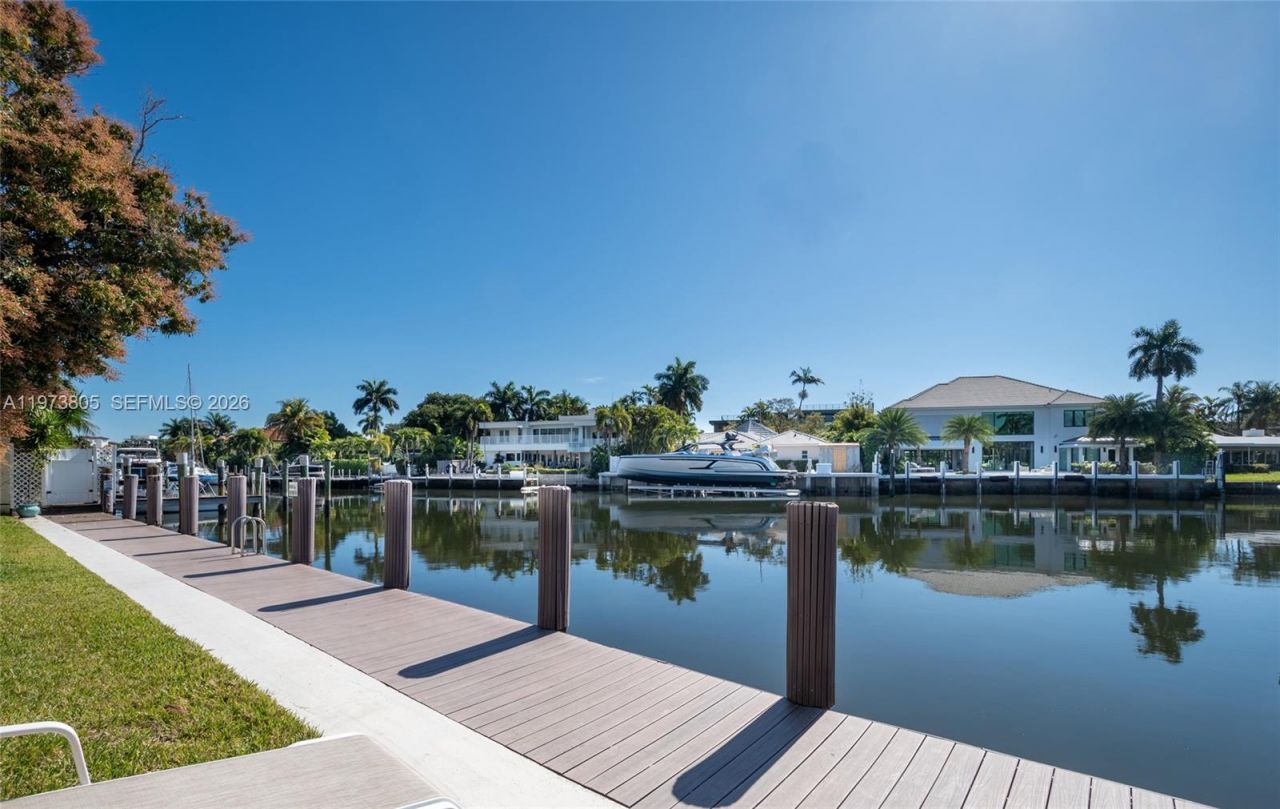 1308 Bayview Dr, Unit 2B, Fort Lauderdale, FL 33304 Photo