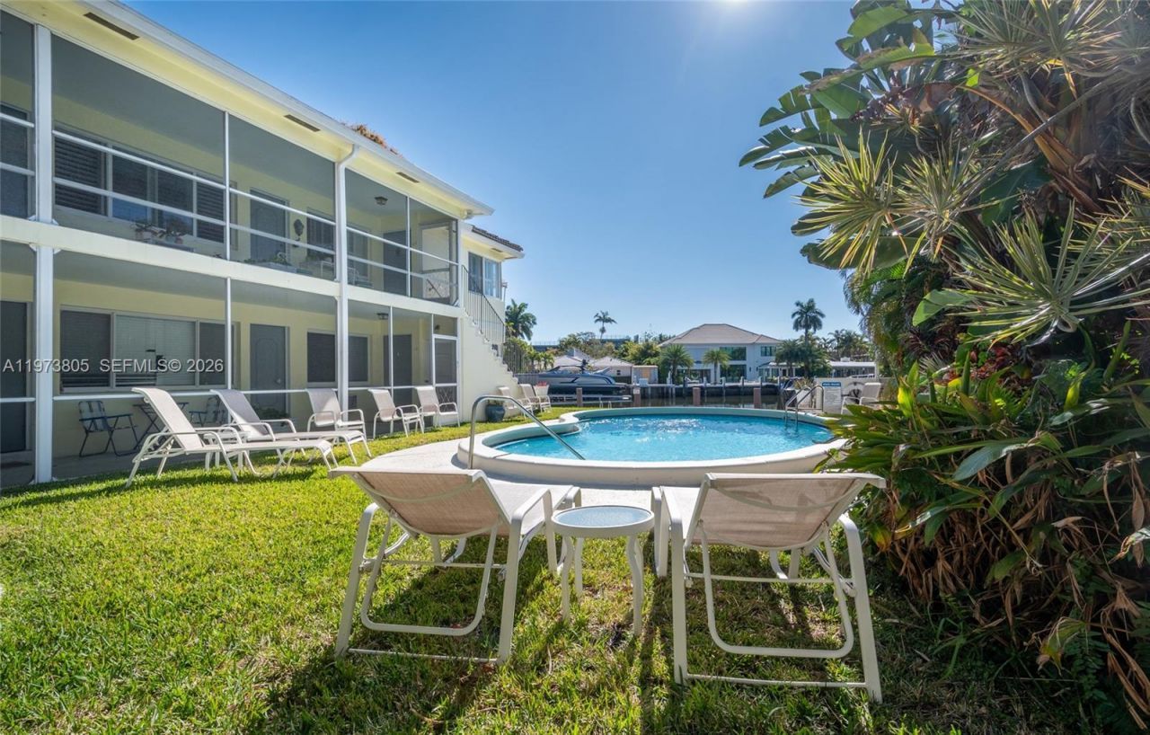 1308 Bayview Dr, Unit 2B, Fort Lauderdale, FL 33304 Photo