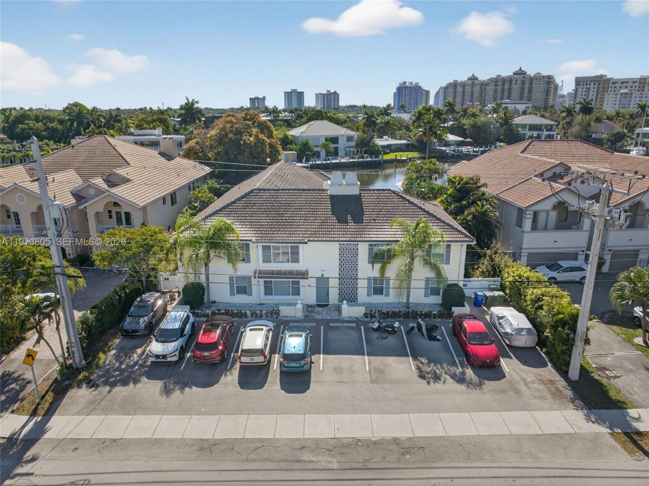 1308 Bayview Dr, Unit 2B, Fort Lauderdale, FL 33304 Photo