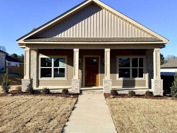 134 Silver Leaf Ln, Florence, AL