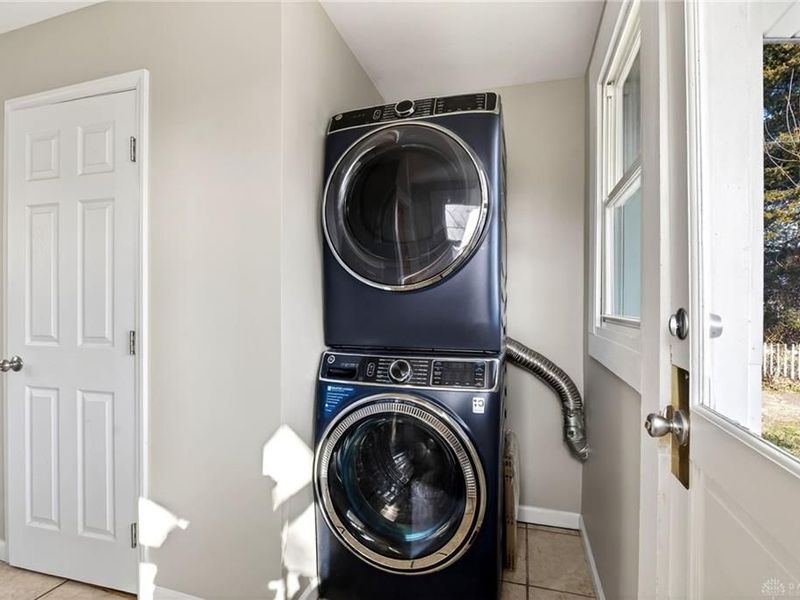 659 N King Street, Xenia, OH 45385 Photo 27