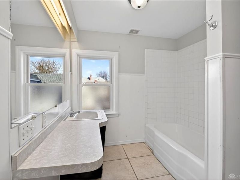 659 N King Street, Xenia, OH 45385 Photo 31