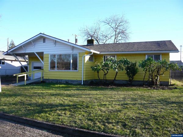 1371 B St, Independence, OR 97351