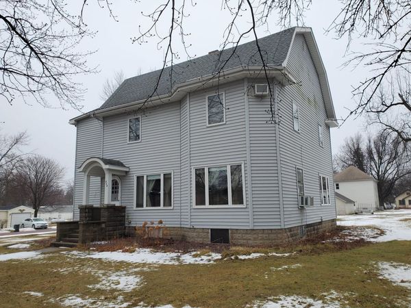 808 Adams Avenue, Westbrook, MN 56183