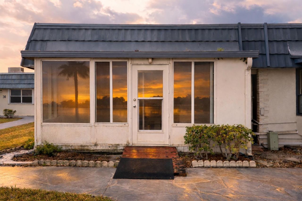 35 Waterford B, Delray Beach, FL 33446 Main Photo