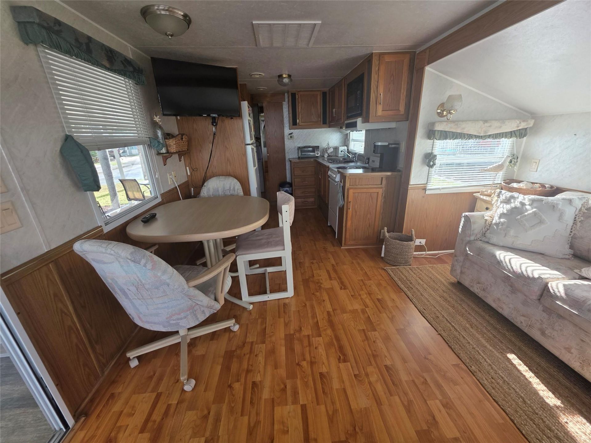 6698 SE 54th St, Okeechobee, FL 34974 Photo