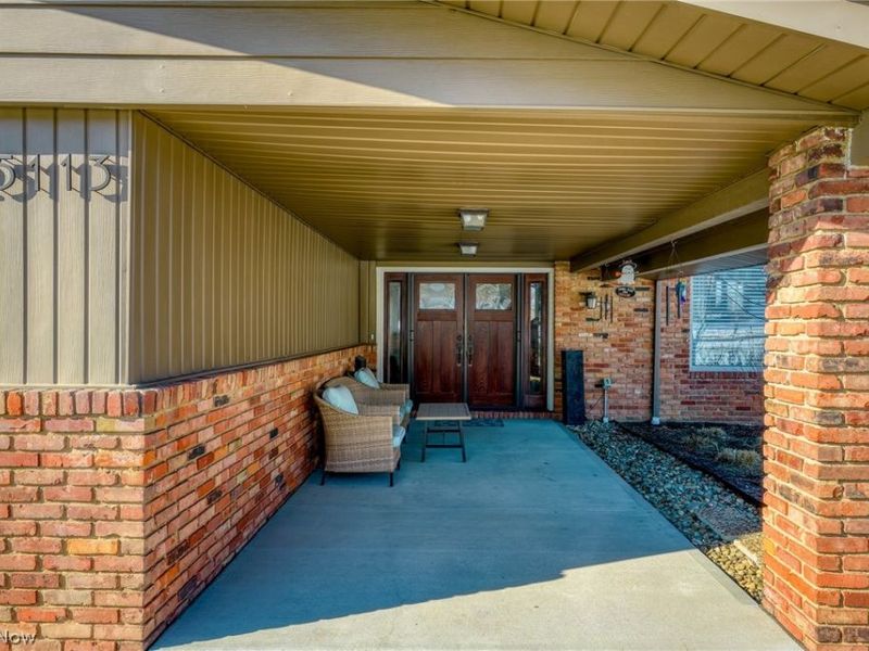 25113 Bridgeton Drive, Beachwood, OH 44122 Photo 2