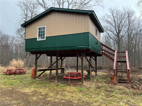 4512 Wenz Road, Wakeman, OH 44889