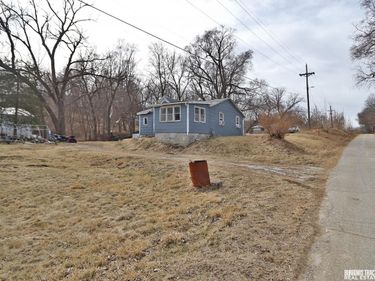 517 Mulberry Street, Peru, NE 68421