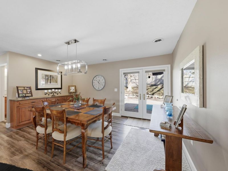 648 N Tanglewood Drive, Springfield, OH 45504 Photo 15