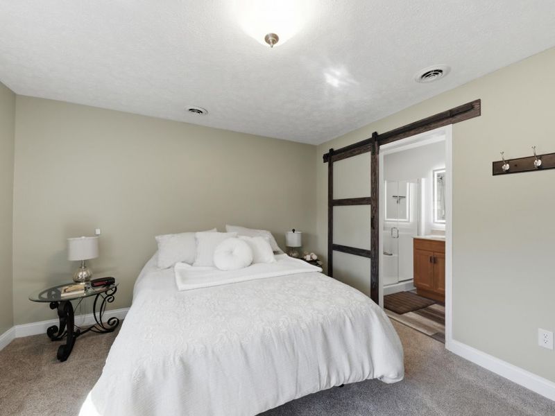 648 N Tanglewood Drive, Springfield, OH 45504 Photo 26