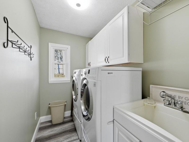 648 N Tanglewood Drive, Springfield, OH 45504 Photo 29