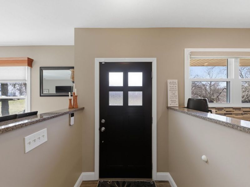 648 N Tanglewood Drive, Springfield, OH 45504 Photo 4