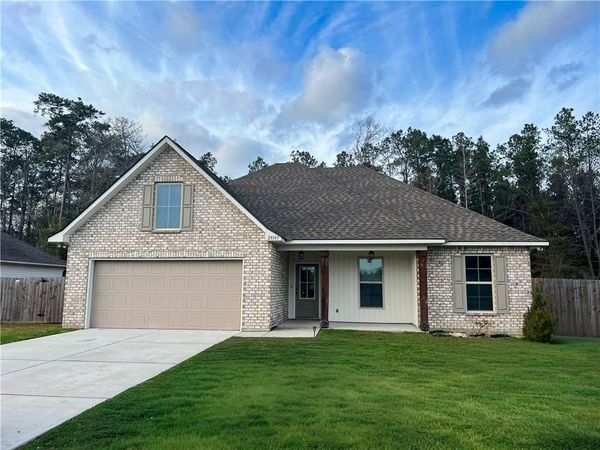 28105 BLUE SKY Drive , Ponchatoula, LA 70454