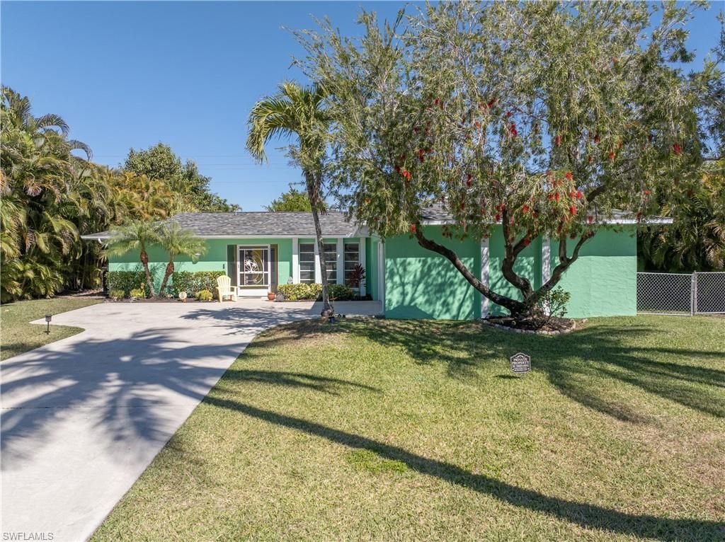 913 SE 26th Ter, Cape Coral, FL 33904 Photo