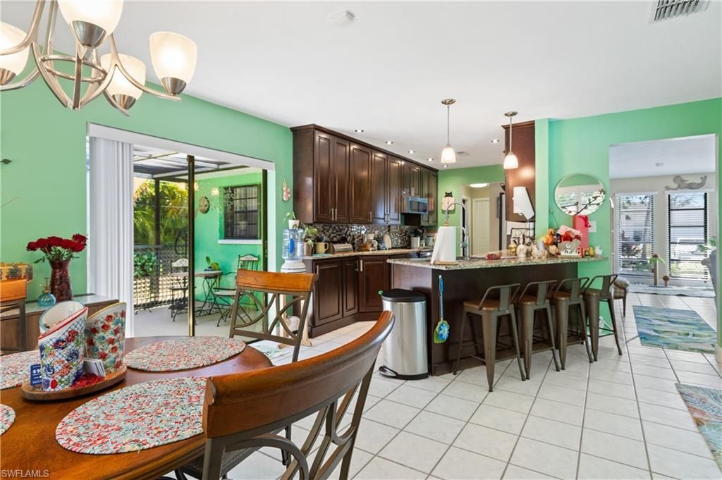 913 SE 26th Ter, Cape Coral, FL 33904 Photo