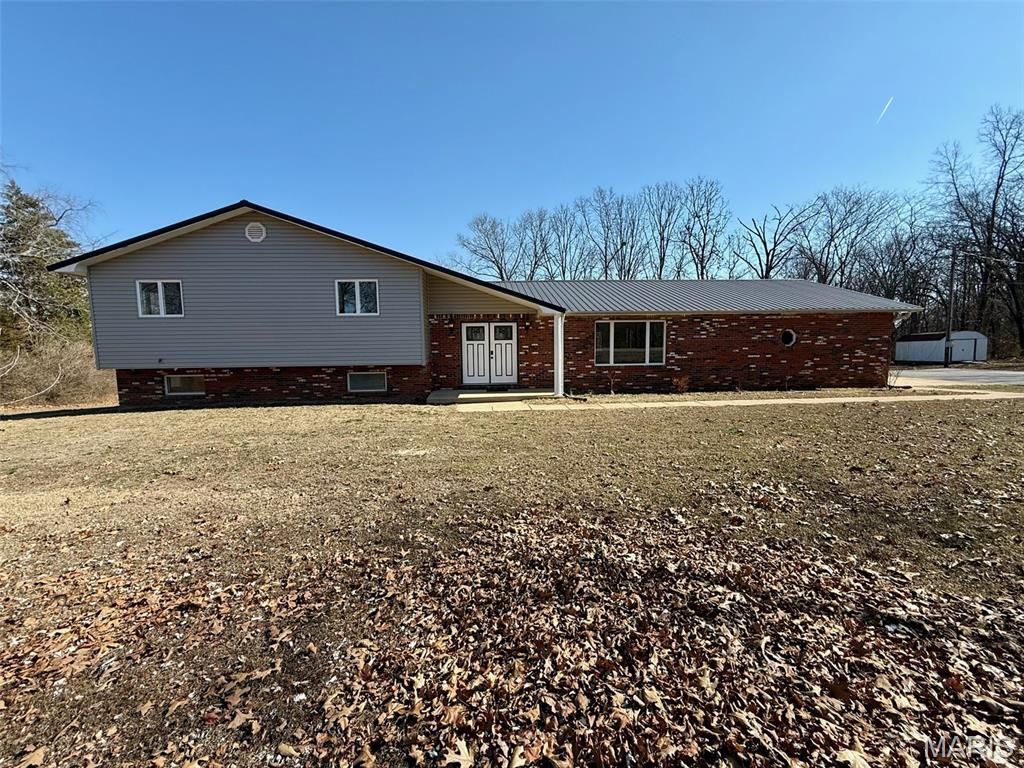 1112 N And South Road, Sullivan, MO 63080 Main Photo