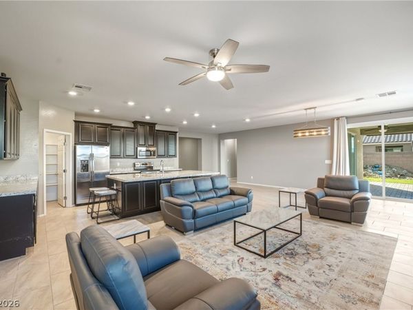 2598 Blossom Avenue, Pahrump, NV 89048