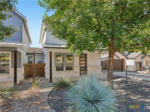 1206 Deloney Street , Unit B, Austin, TX 78721