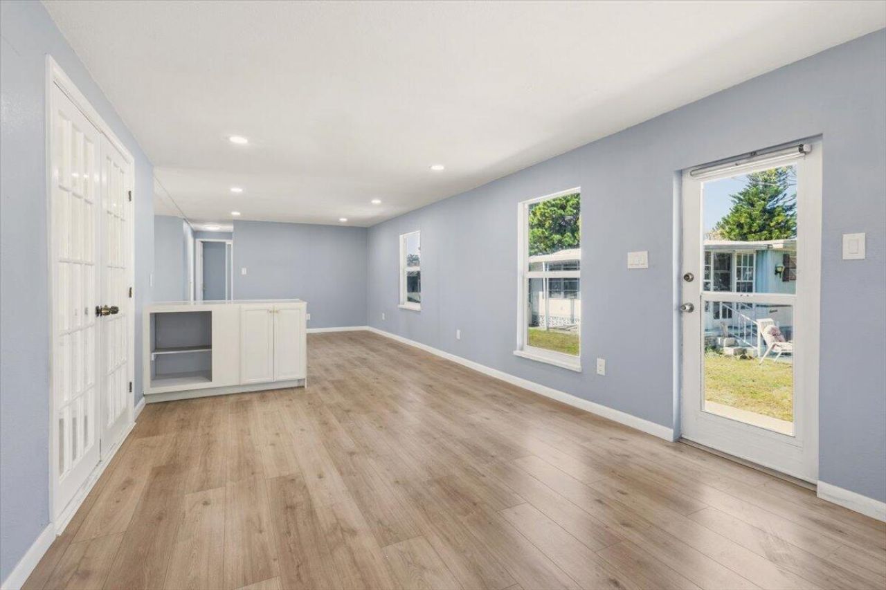 47 Tangerine Avenue, Fort Pierce, FL 34982 Photo