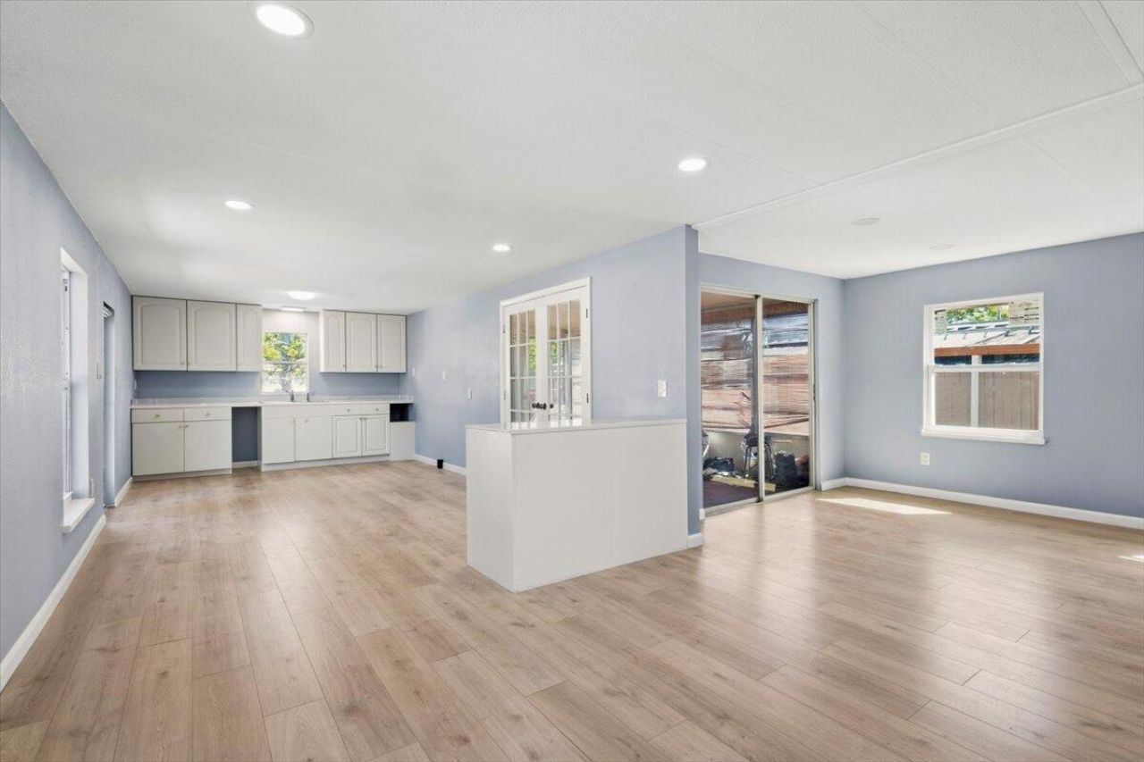 47 Tangerine Avenue, Fort Pierce, FL 34982 Photo