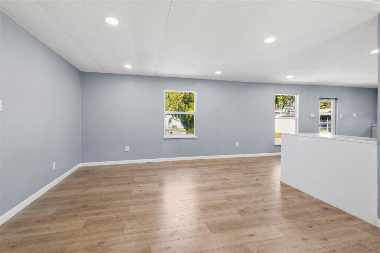 47 Tangerine Avenue, Fort Pierce, FL 34982 Photo