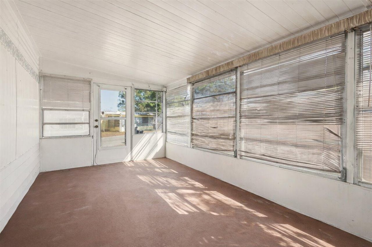 47 Tangerine Avenue, Fort Pierce, FL 34982 Photo