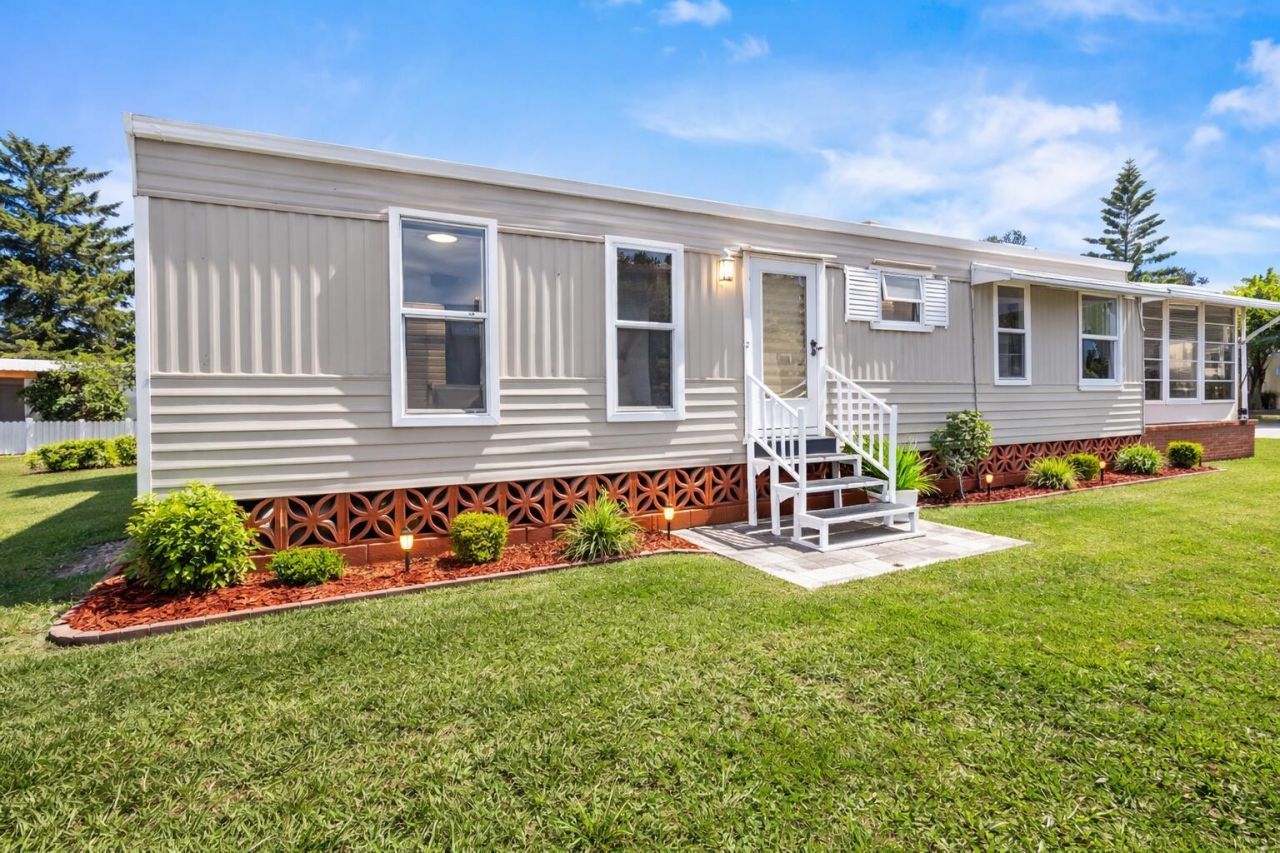 47 Tangerine Avenue, Fort Pierce, FL 34982 Photo