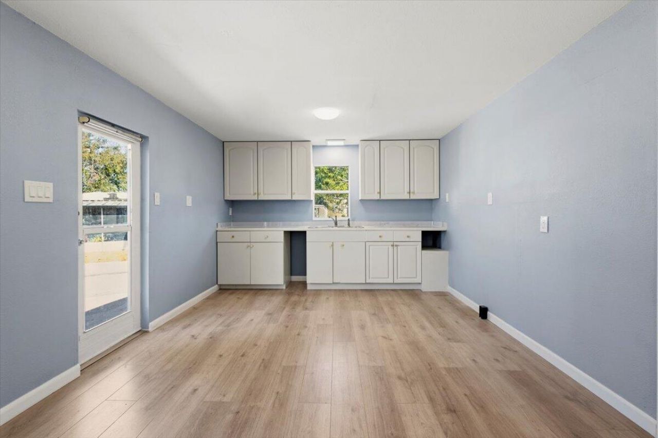 47 Tangerine Avenue, Fort Pierce, FL 34982 Photo