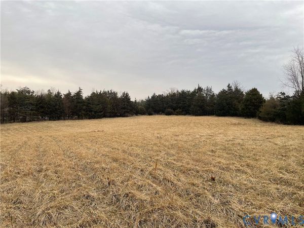 36 rhodes Lane , Cartersville, VA 23027