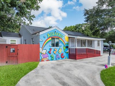 24 Sycamore Avenue, Charleston, SC 29407