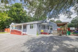 24 Sycamore Avenue photo 4