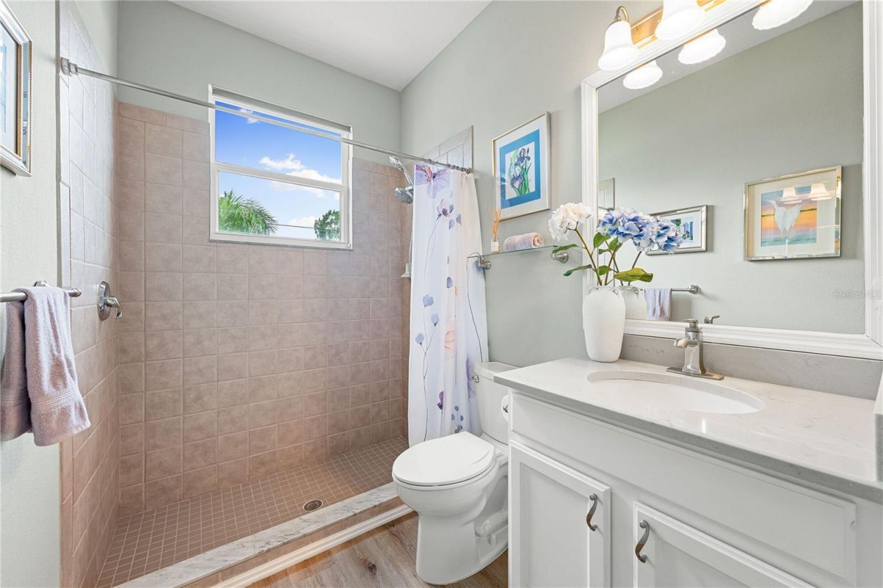 6750 64th Terrace E, Bradenton, FL 34203 Photo