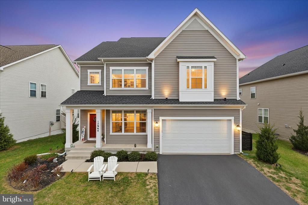 17964 Ridgewood Place, Round Hill, VA 20141 Main Photo